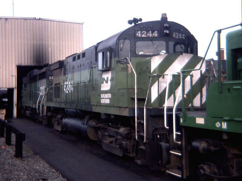 #4244 Burlington Northern BN Original 35mm Slide. - C424